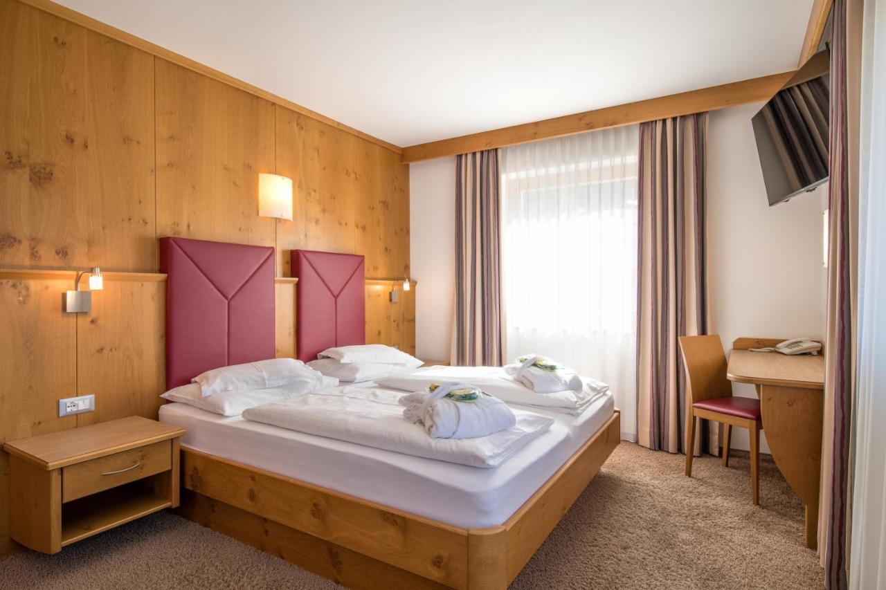 Garni Hotel Bel Vert Selva di Val Gardena Zewnętrze zdjęcie