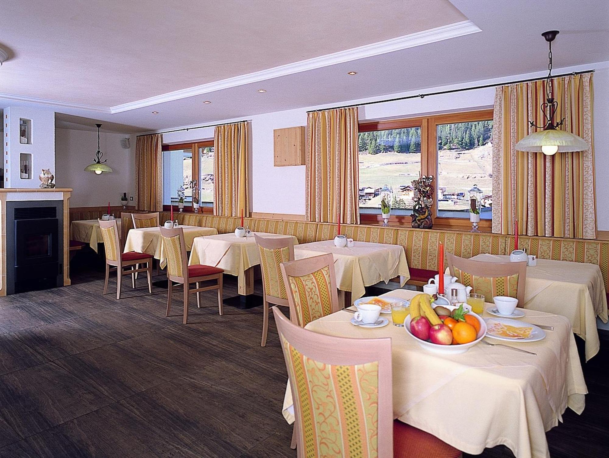Garni Hotel Bel Vert Selva di Val Gardena Zewnętrze zdjęcie