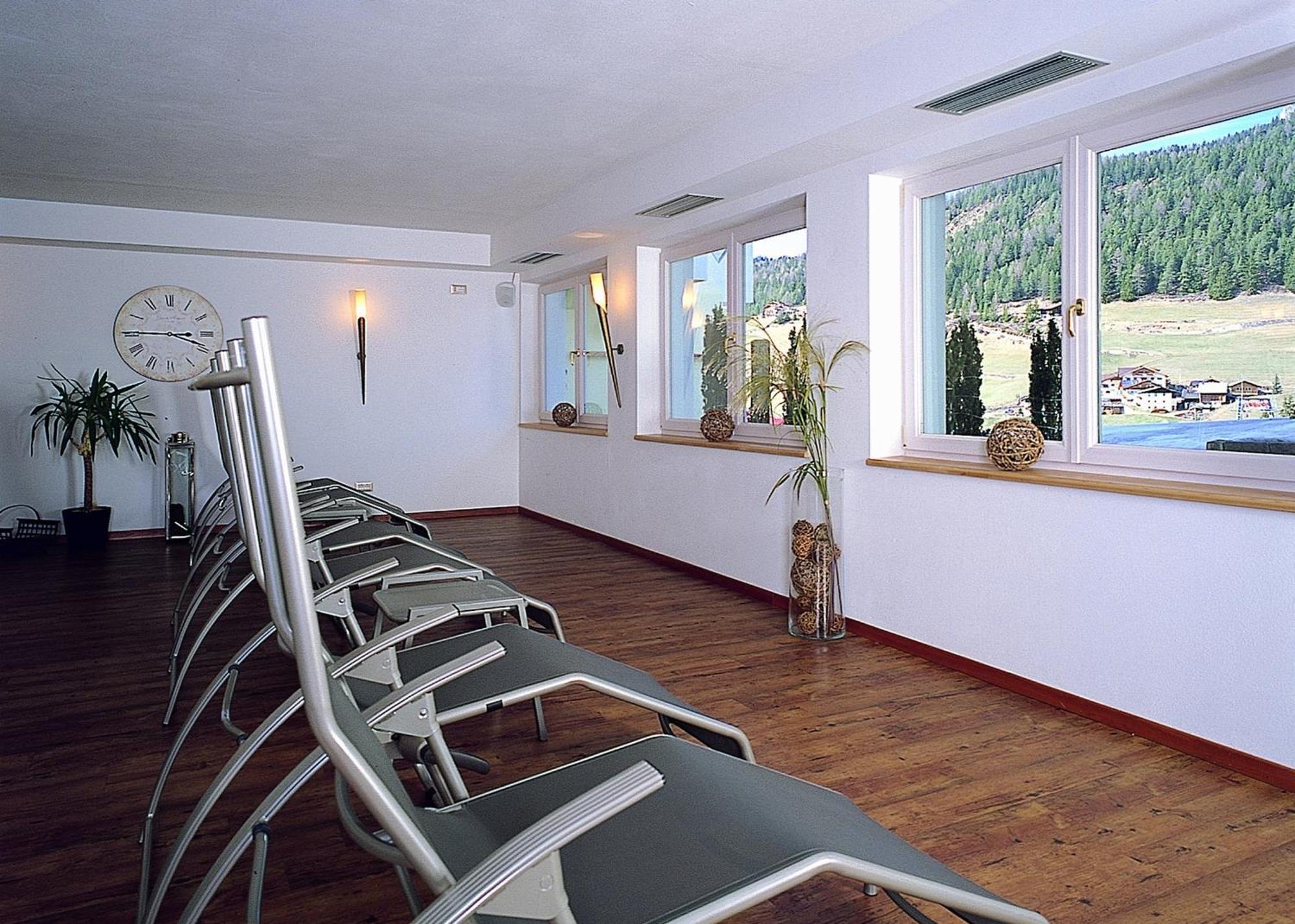 Garni Hotel Bel Vert Selva di Val Gardena Zewnętrze zdjęcie