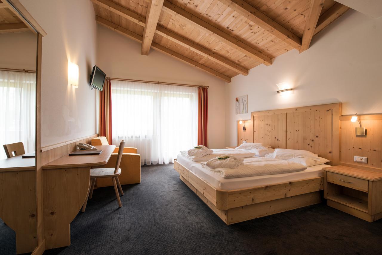 Garni Hotel Bel Vert Selva di Val Gardena Zewnętrze zdjęcie